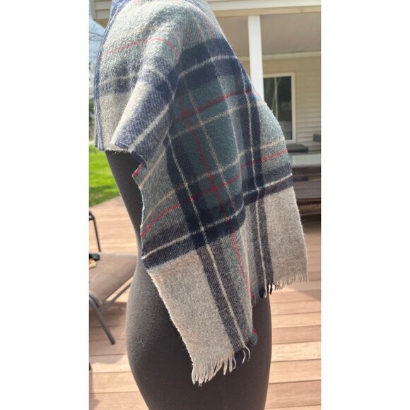 Vtg 1970's Wool Scarf Gray Navy Red Teal Plaid With Tassels 11" x 48" - Picture 5 of 6